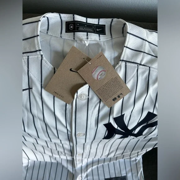 Nike Authentic New York Yankees Gleyber Torres #25 Baseball Jersey Men’s Sz: M